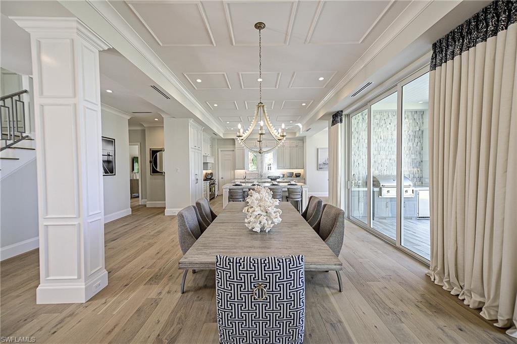 BAREFOOT BEACH - Residential