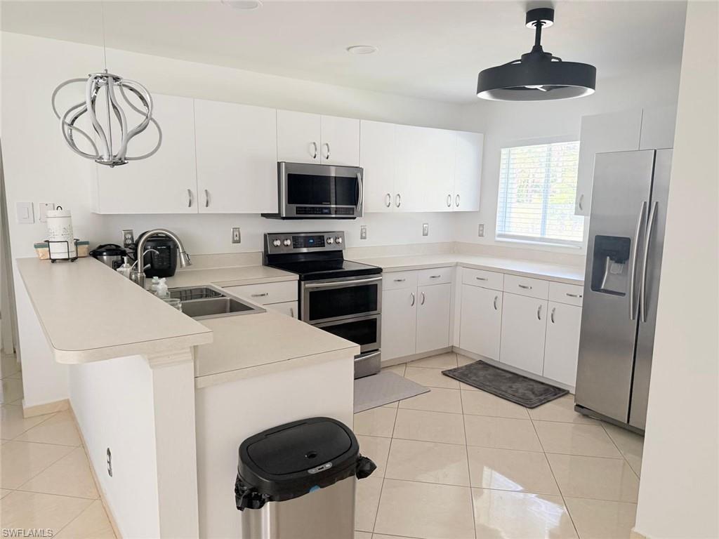 GOLDEN GATE ESTATES - Residential Lease