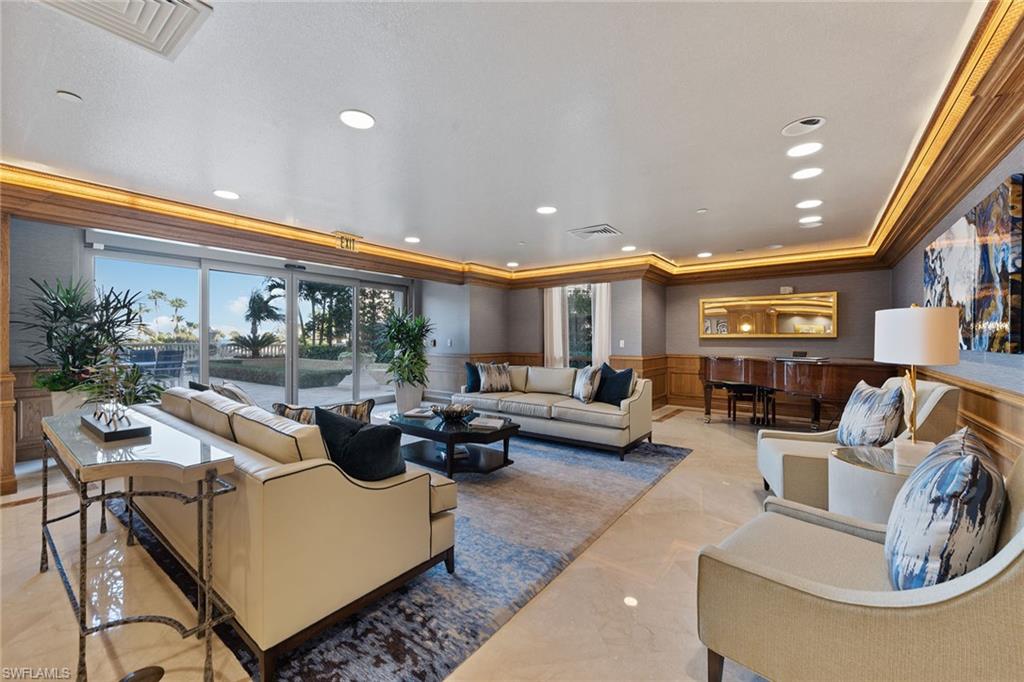 BRITTANY - Residential