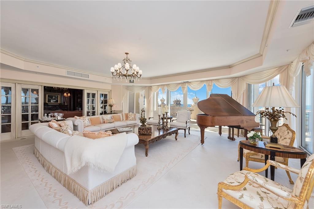 BRITTANY - Residential