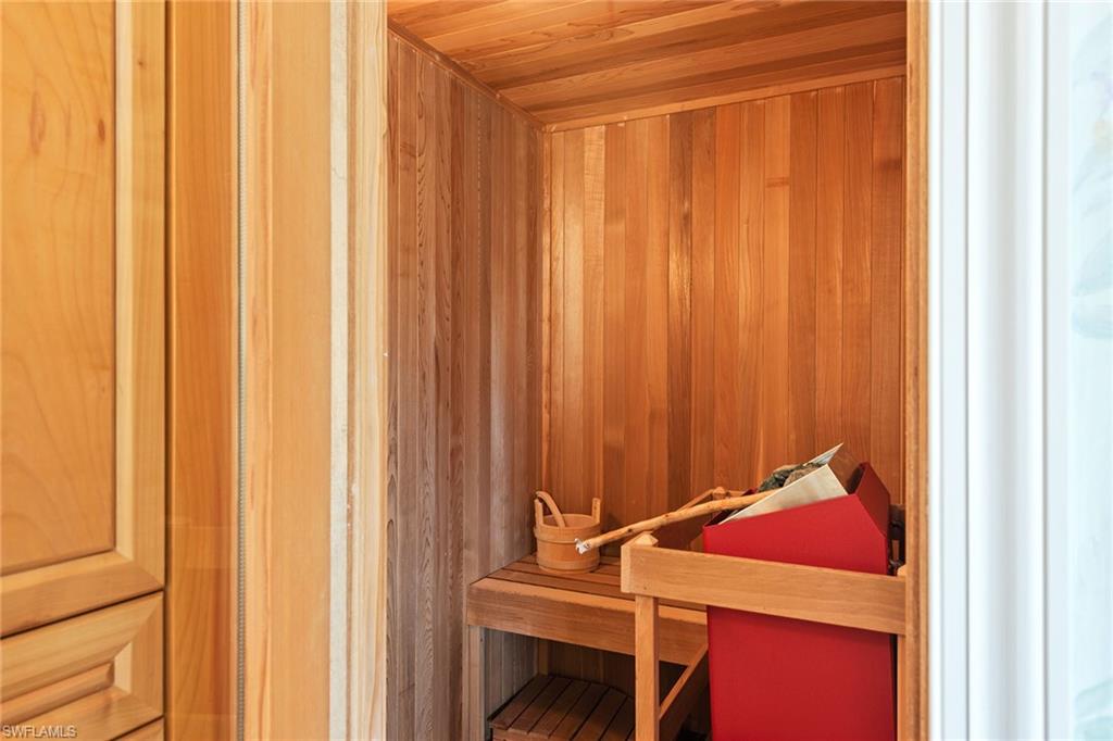 BRITTANY - Residential