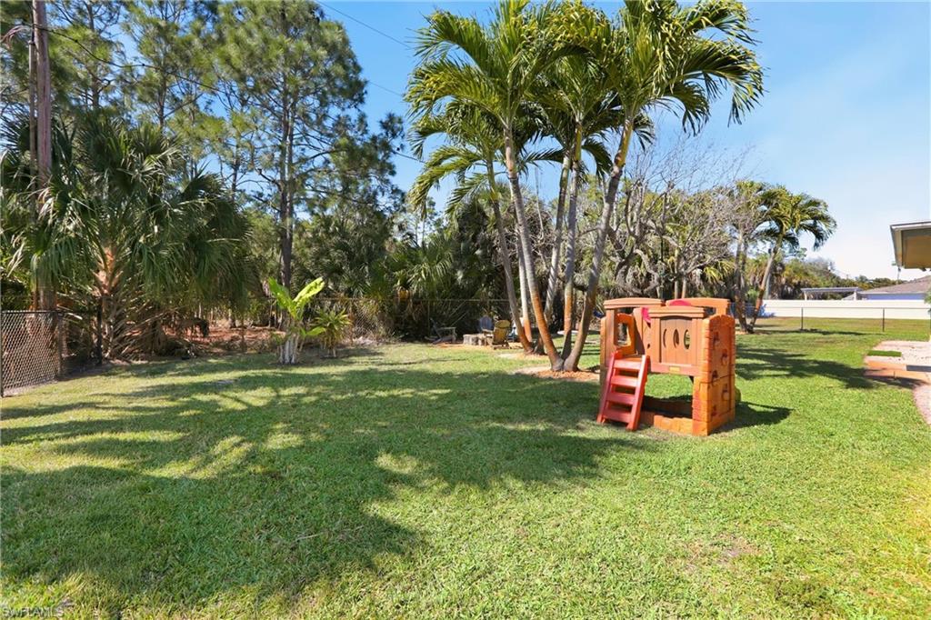 PALM RIVER ESTATES - Residential