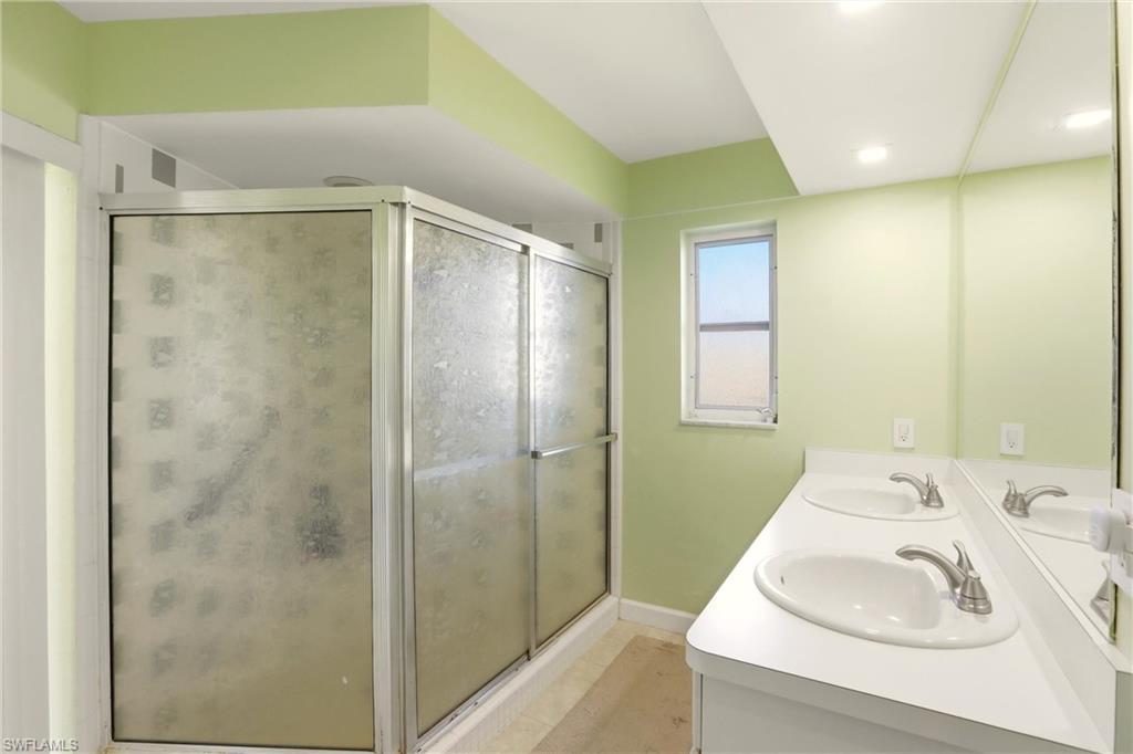 PALM RIVER ESTATES - Residential