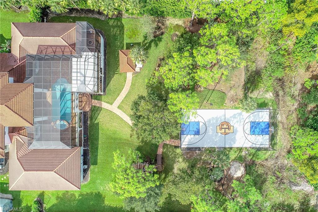 LIVINGSTON WOODS - Residential