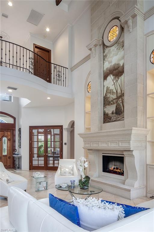 LIVINGSTON WOODS - Residential