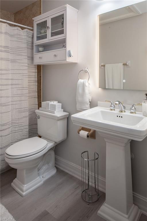 LIVINGSTON WOODS - Residential