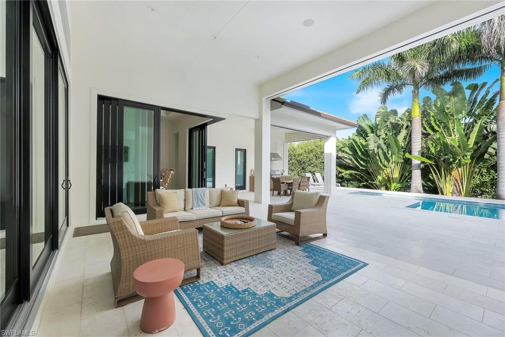 MOORINGS - Residential Lease