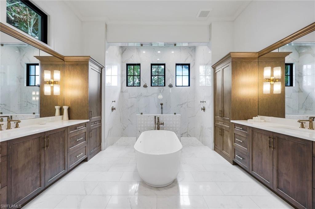 MOORINGS - Residential Lease