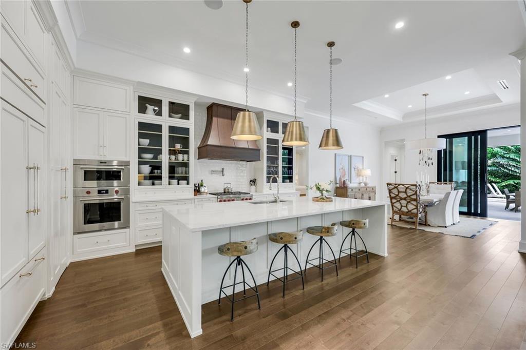 MOORINGS - Residential Lease