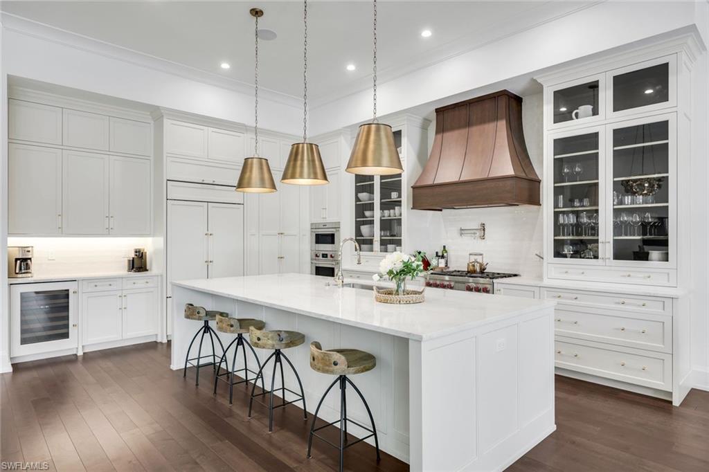 MOORINGS - Residential Lease