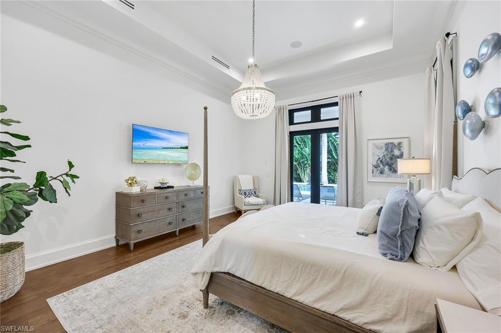 MOORINGS - Residential Lease