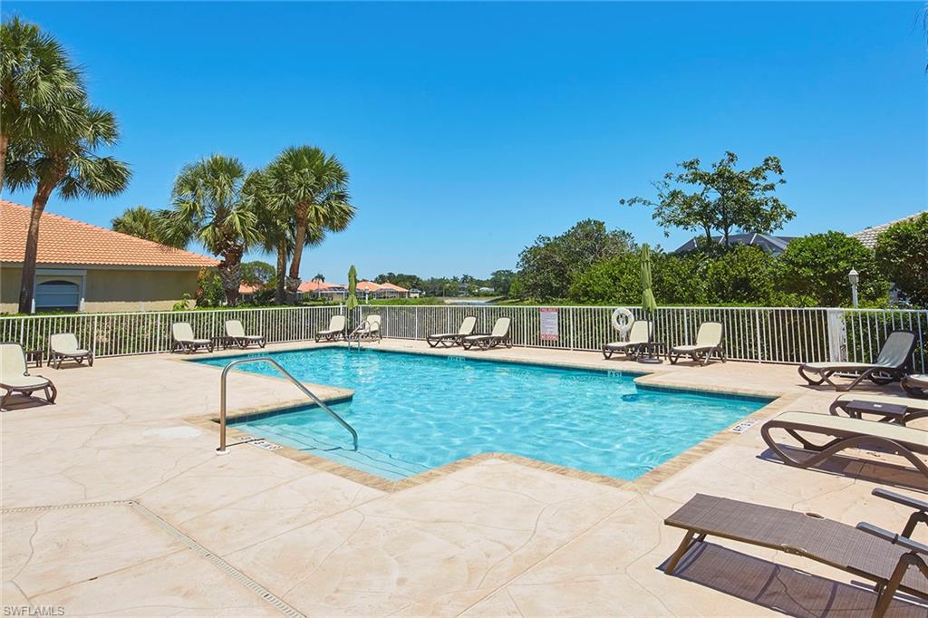 COLONIAL LINKS - Residential