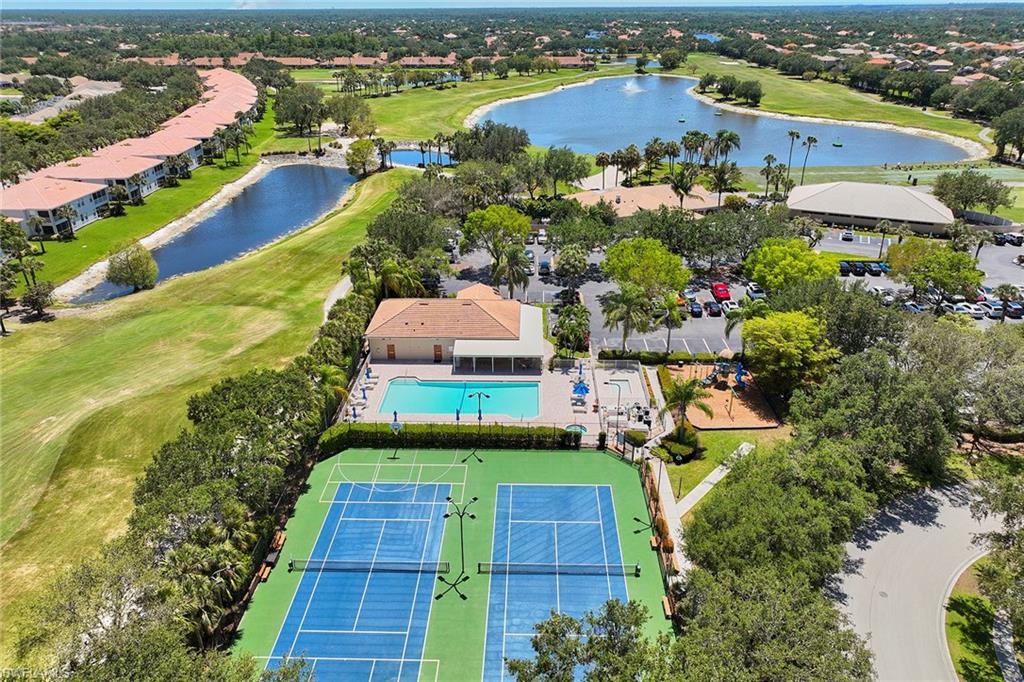 COLONIAL LINKS - Residential