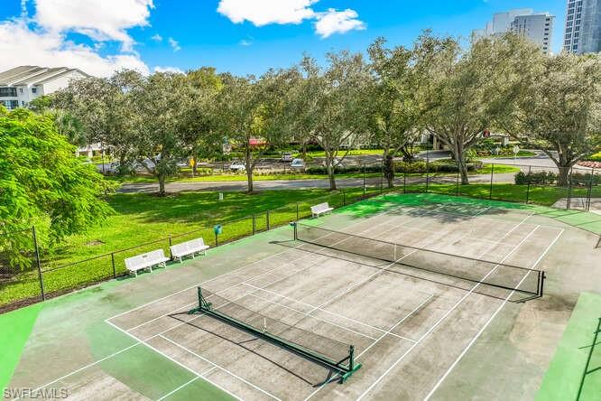 TOWER POINTE AT ARBOR TRACE - Residential