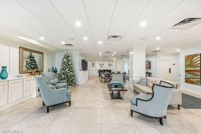 TOWER POINTE AT ARBOR TRACE - Residential