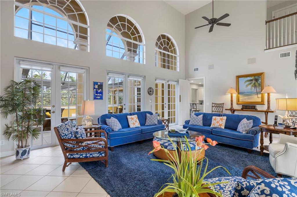 KINZIE ISLAND - Residential