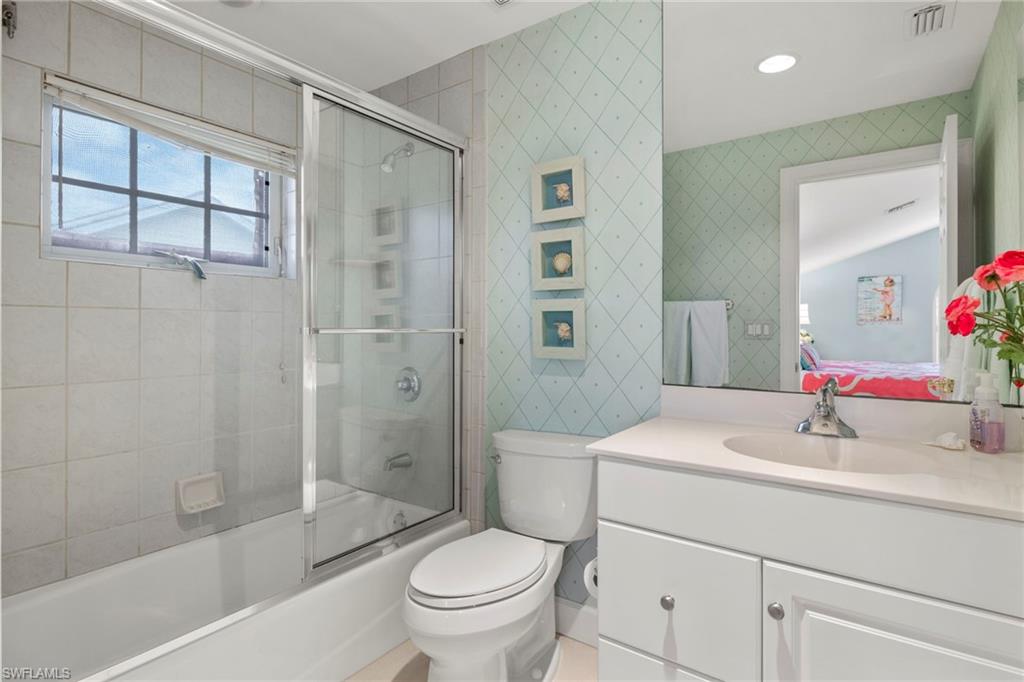 KINZIE ISLAND - Residential