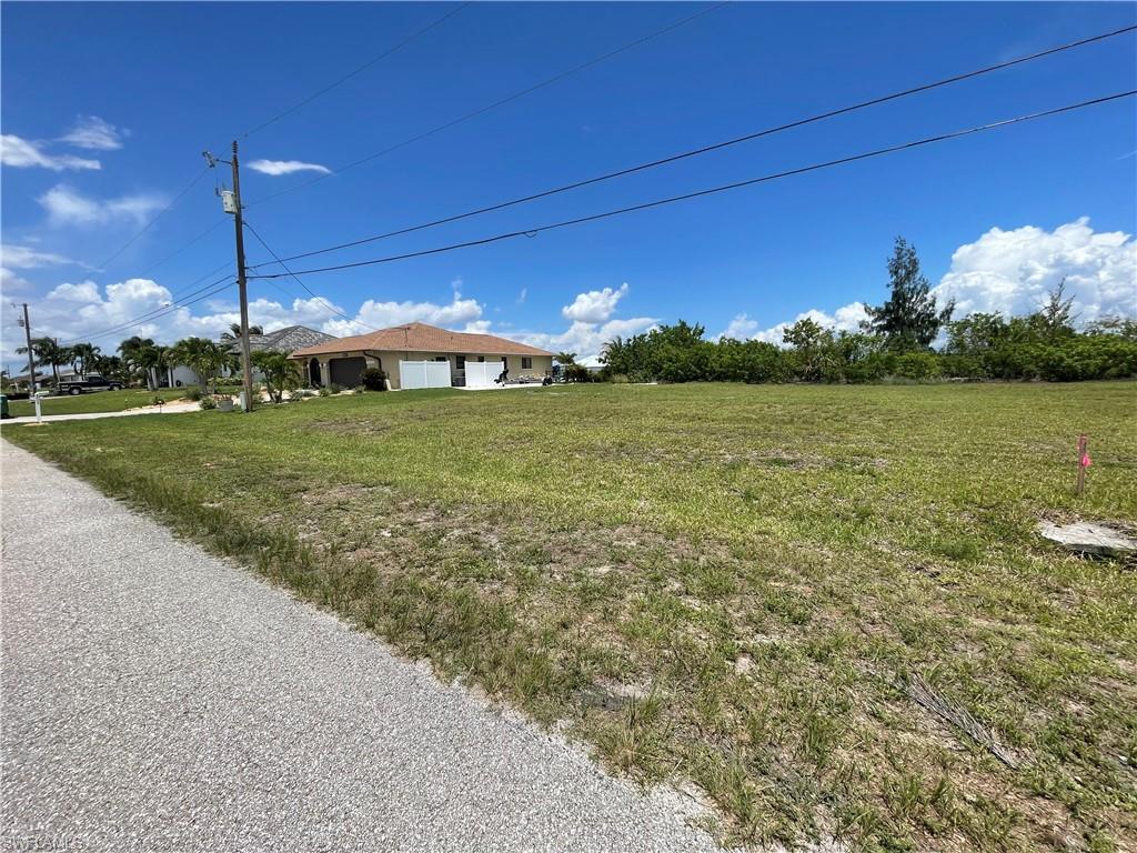 CAPE CORAL - Land