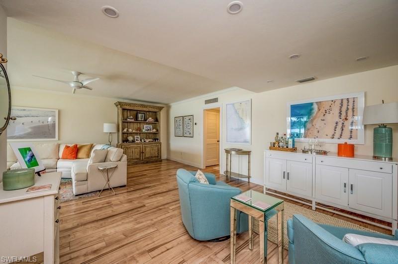 HARBORSIDE GARDENS - Residential