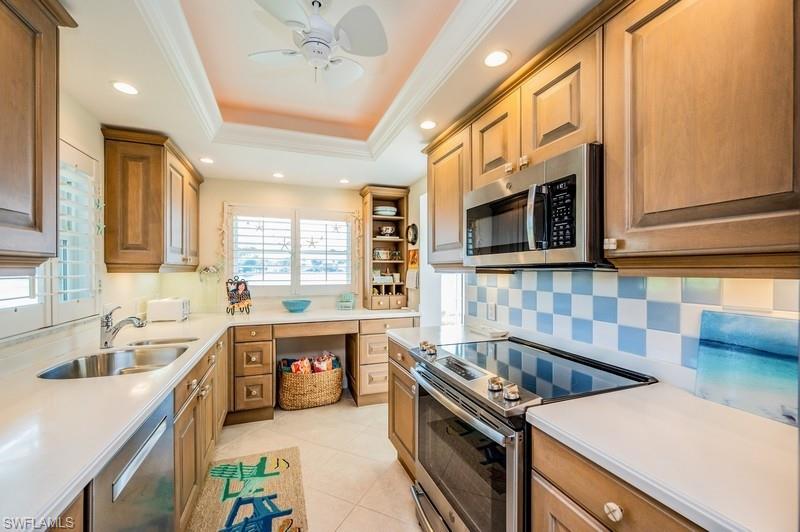 HARBORSIDE GARDENS - Residential