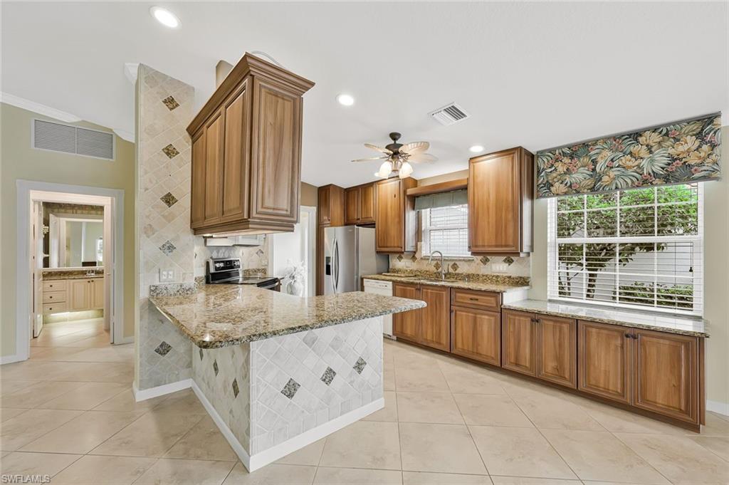 5386 Guadeloupe WAY
