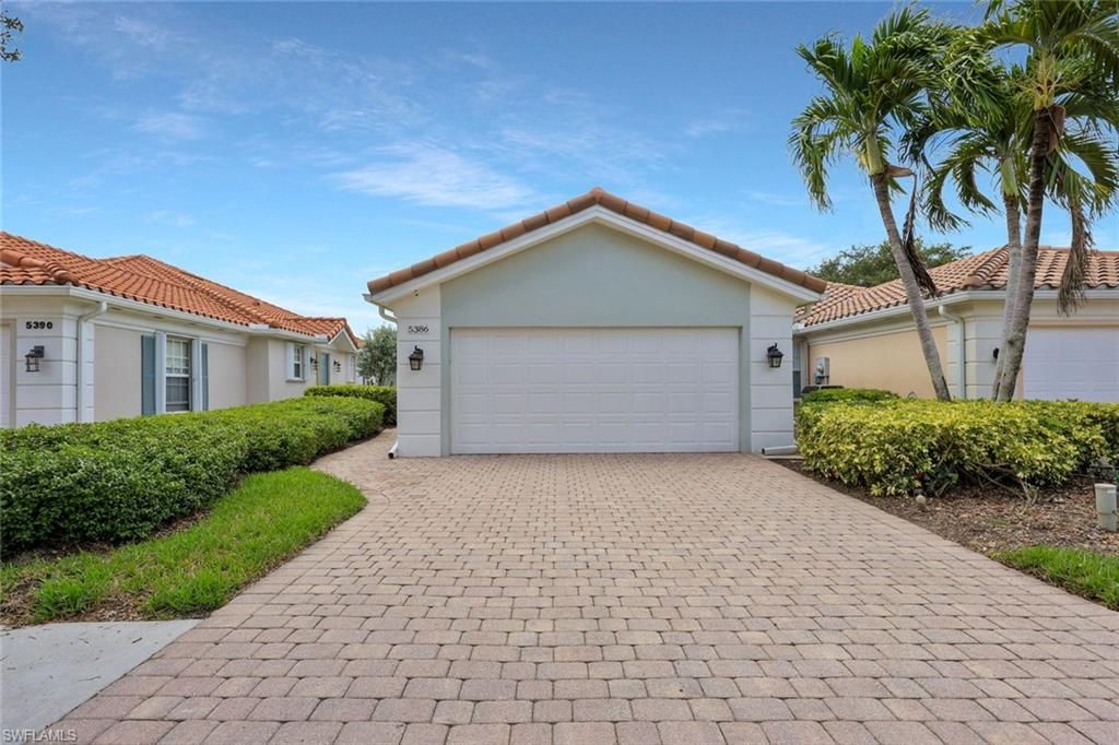 Photo of 5386 Guadeloupe WAY, NAPLES, FL 34119 (MLS # 226021181)