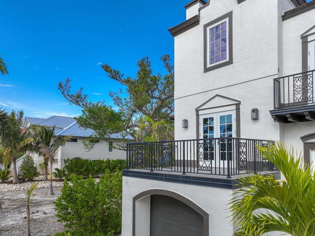 METES AND BOUNDS - Residential