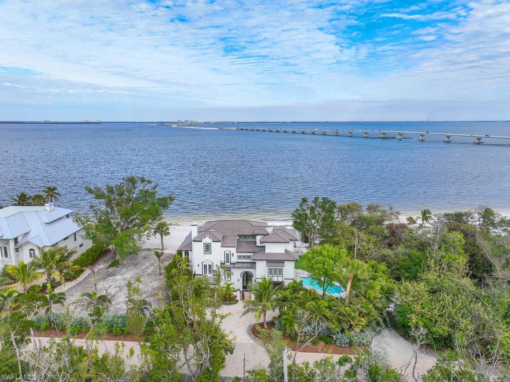 METES AND BOUNDS - Residential