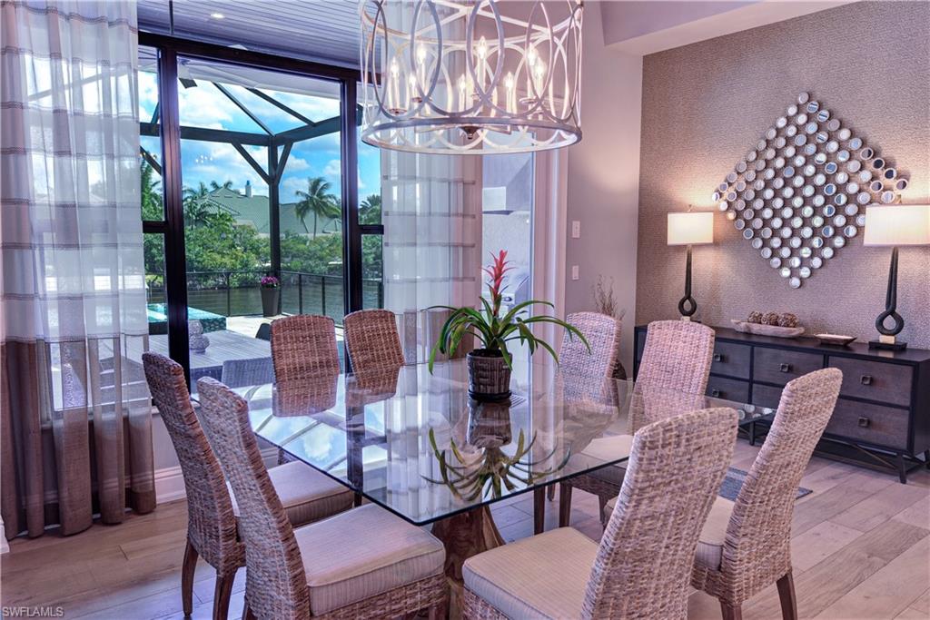 IMPERIAL SHORES - Residential