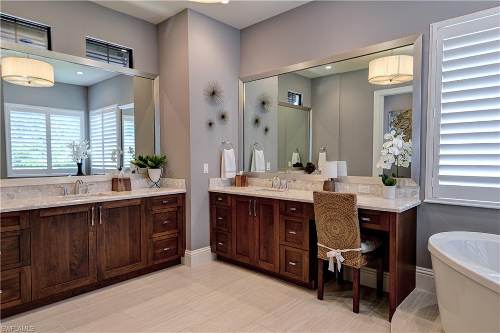 IMPERIAL SHORES - Residential