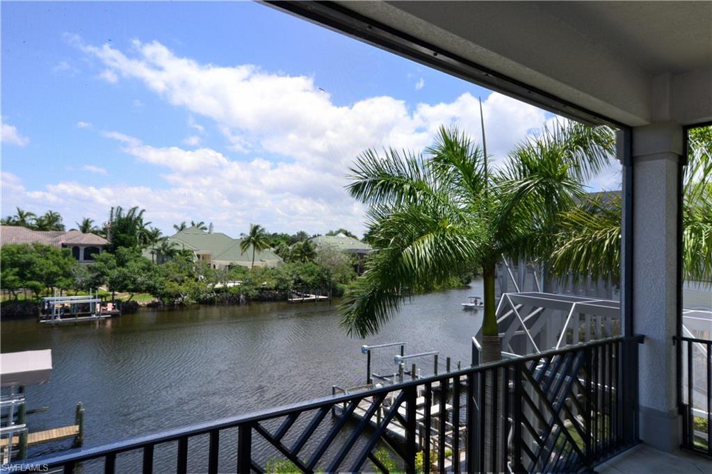 IMPERIAL SHORES - Residential