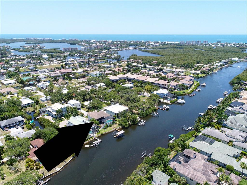 IMPERIAL SHORES - Residential