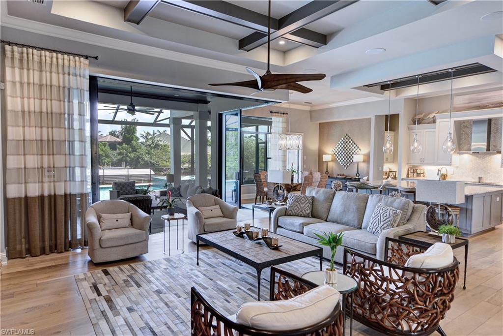 IMPERIAL SHORES - Residential