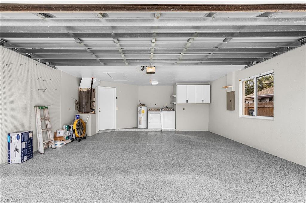 SAN CARLOS PARK - Residential