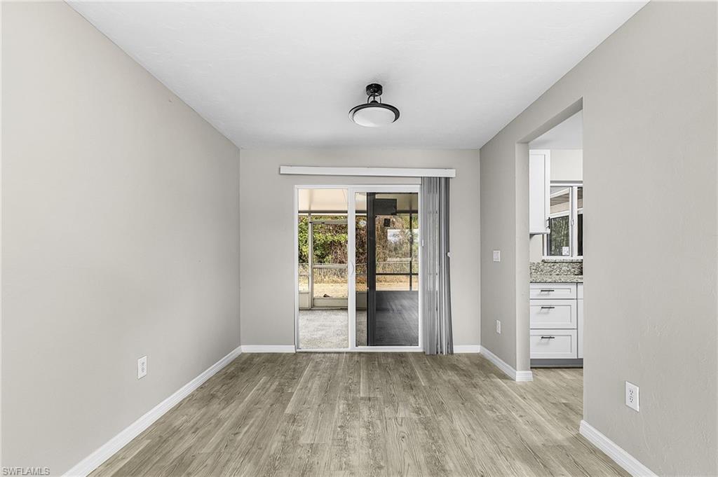 SAN CARLOS PARK - Residential