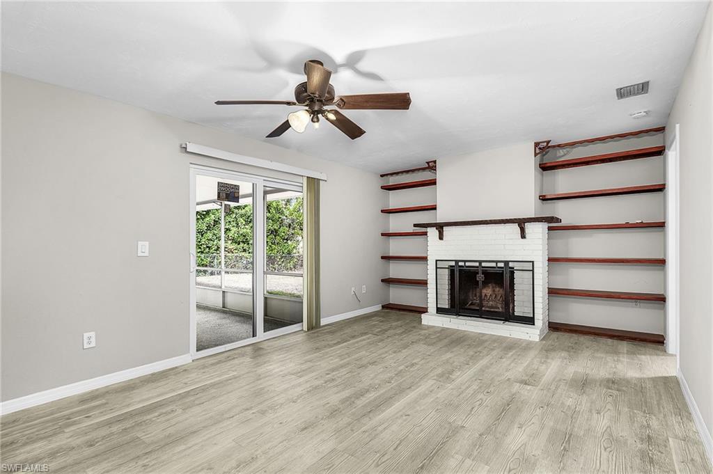 SAN CARLOS PARK - Residential