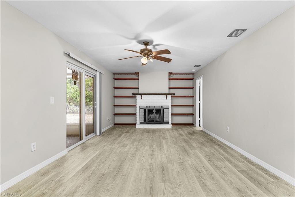 SAN CARLOS PARK - Residential