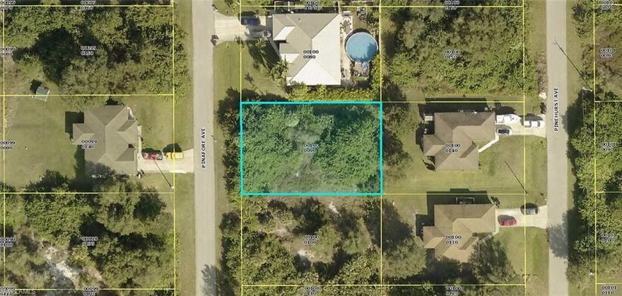 Great area on newer fine homes with easy access to everywhere.  Build your dream home here.  Feels like a nice community.  Quiet neighborhood.