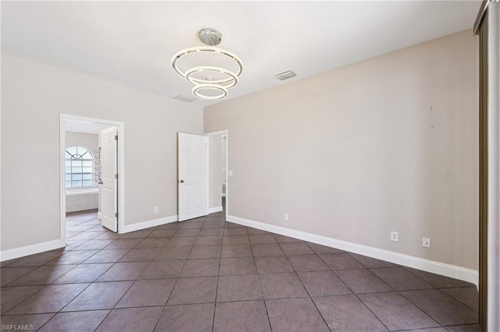 TOWN LAKES - Residential