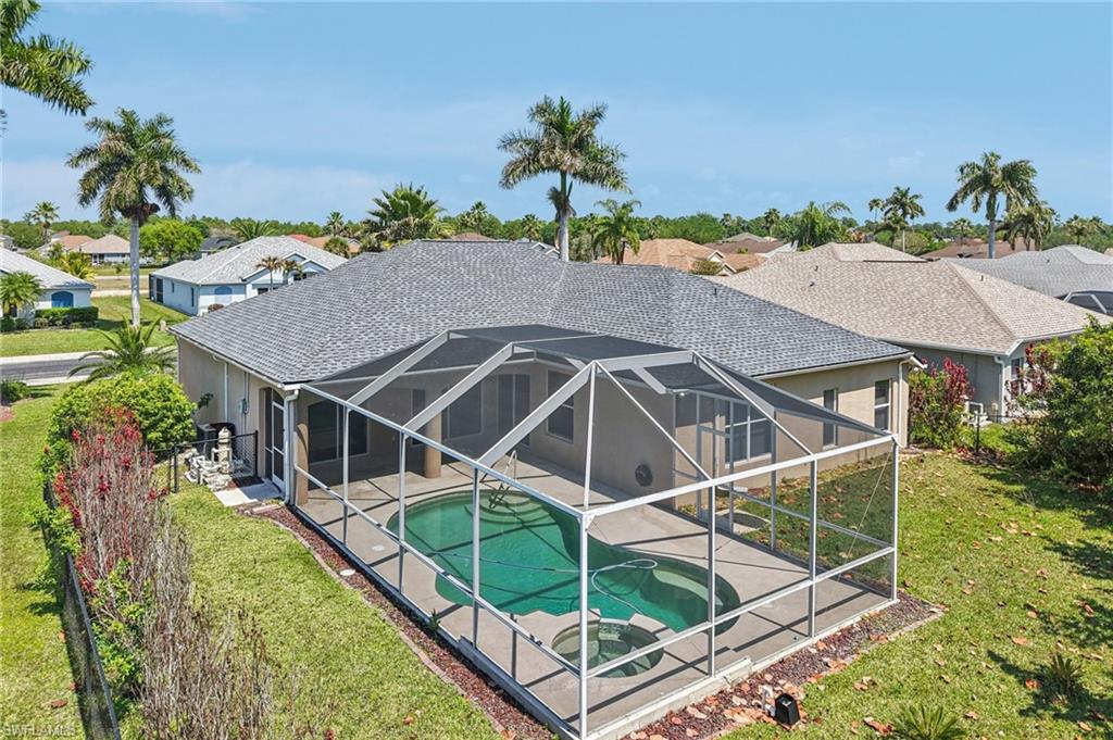 TOWN LAKES - Residential