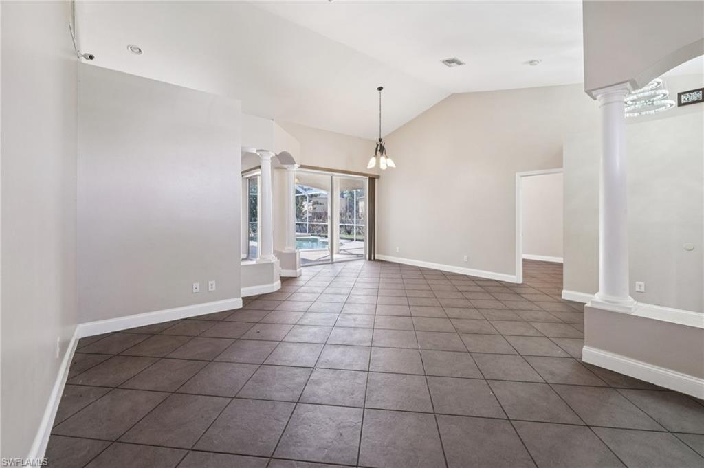 TOWN LAKES - Residential