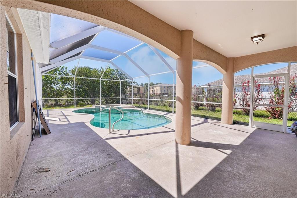 TOWN LAKES - Residential