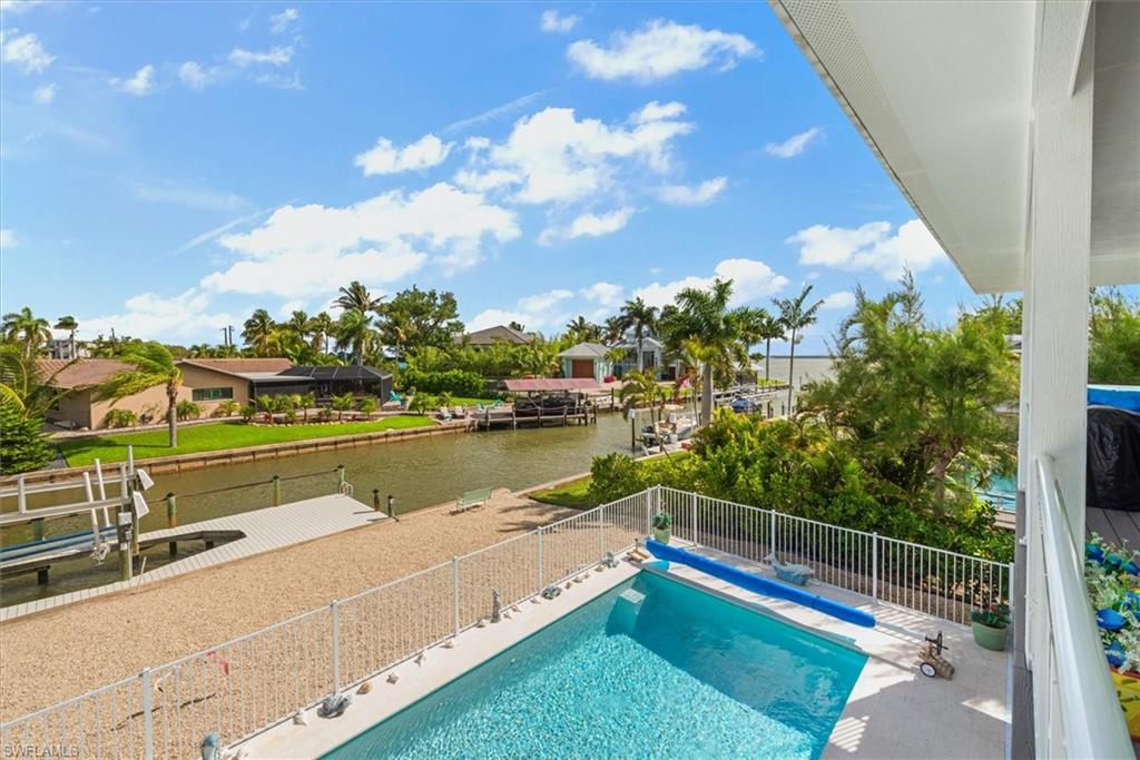 HOLIDAY HEIGHTS - Residential