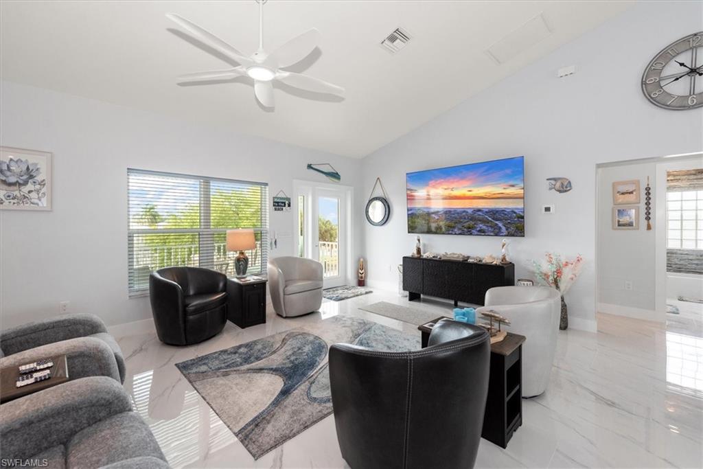 HOLIDAY HEIGHTS - Residential