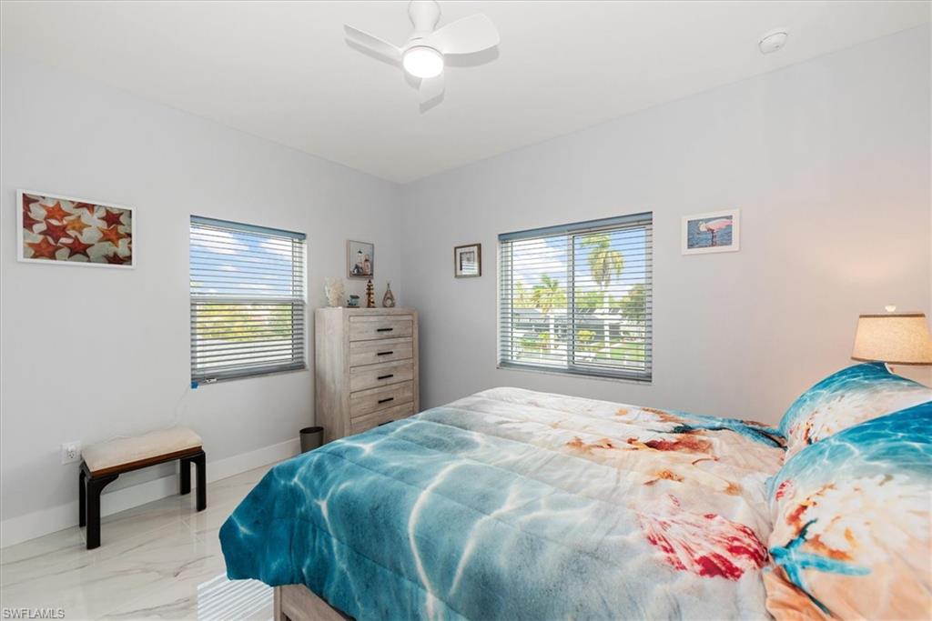 HOLIDAY HEIGHTS - Residential