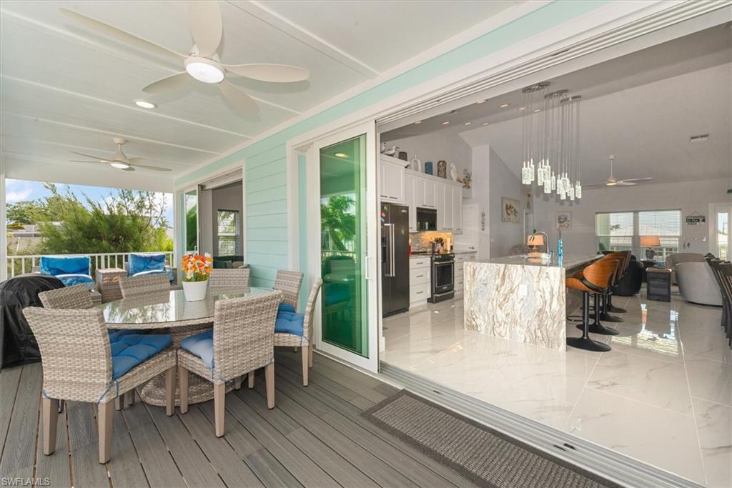 HOLIDAY HEIGHTS - Residential