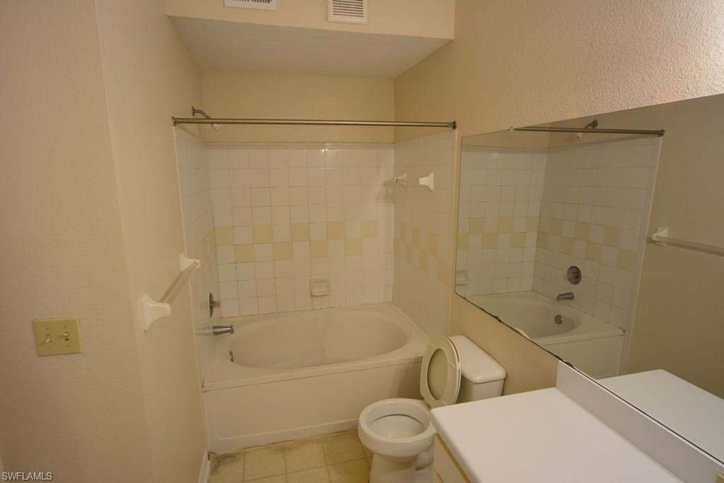 ROYAL GREENS - Residential