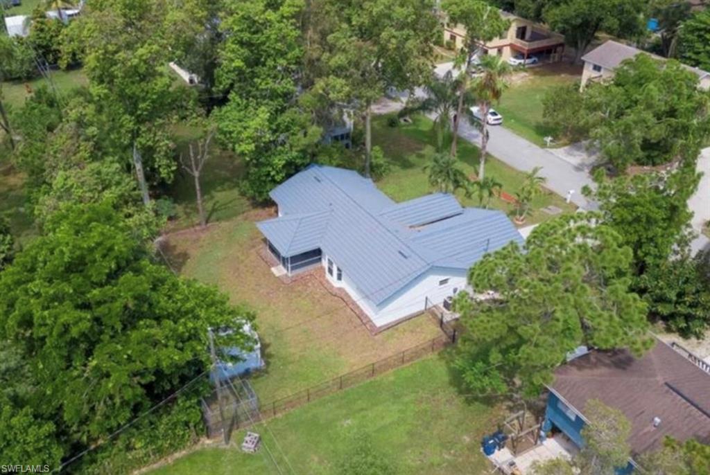 SAN CARLOS PARK - Residential