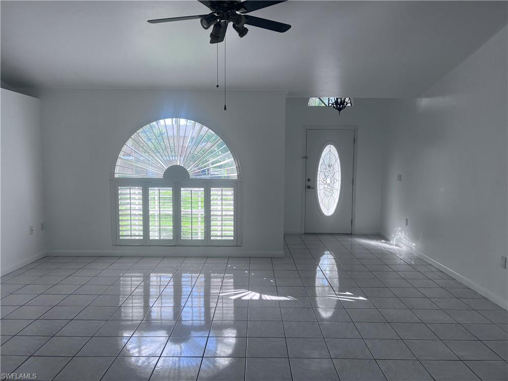 SAN CARLOS PARK - Residential