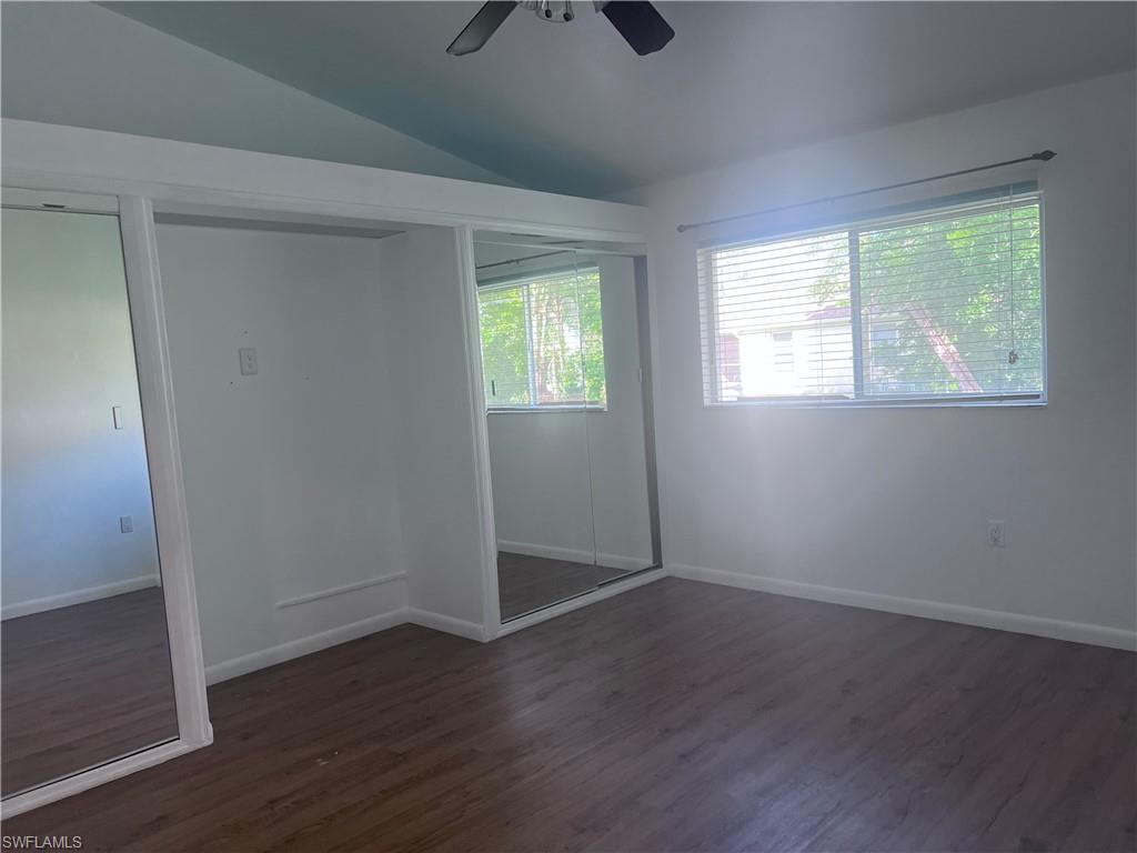 SAN CARLOS PARK - Residential